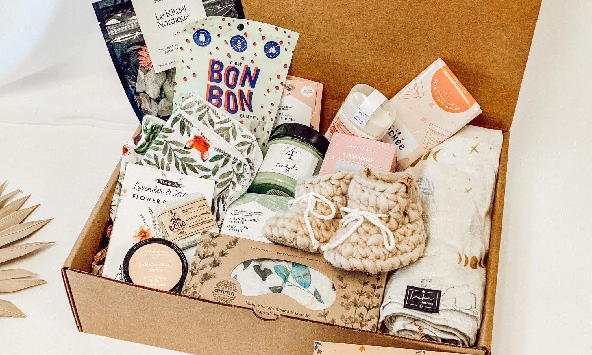 Cadeaux de naissance en entreprise : comment souligner ces moments avec soin, stratégie (et sans casse-tête!)