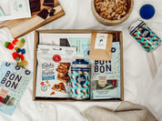 boite cadeau azur contenu gourmand dans les tons de bleu