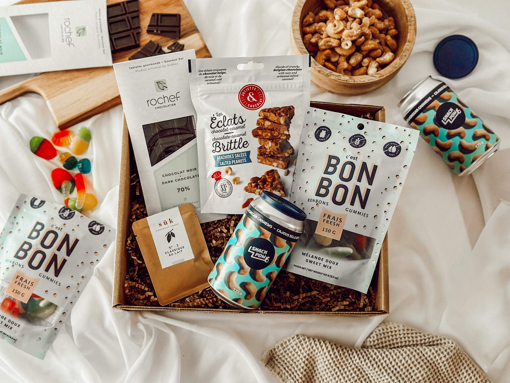 boite cadeau gourmandises québécoises emballage bleu