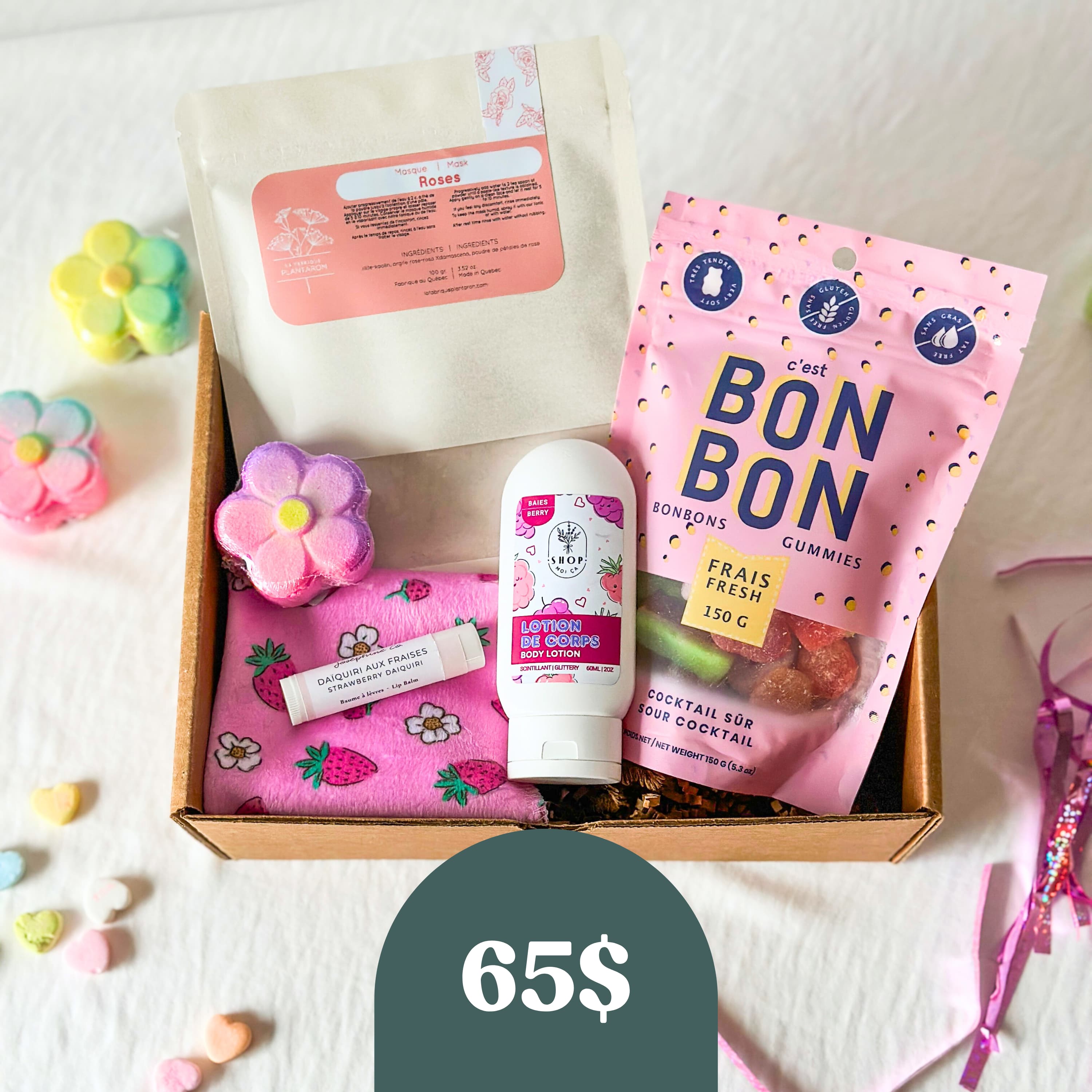 Boîte découverte pré-adolescente avec masque roses, bonbons gummies et lotion corporelle fraise