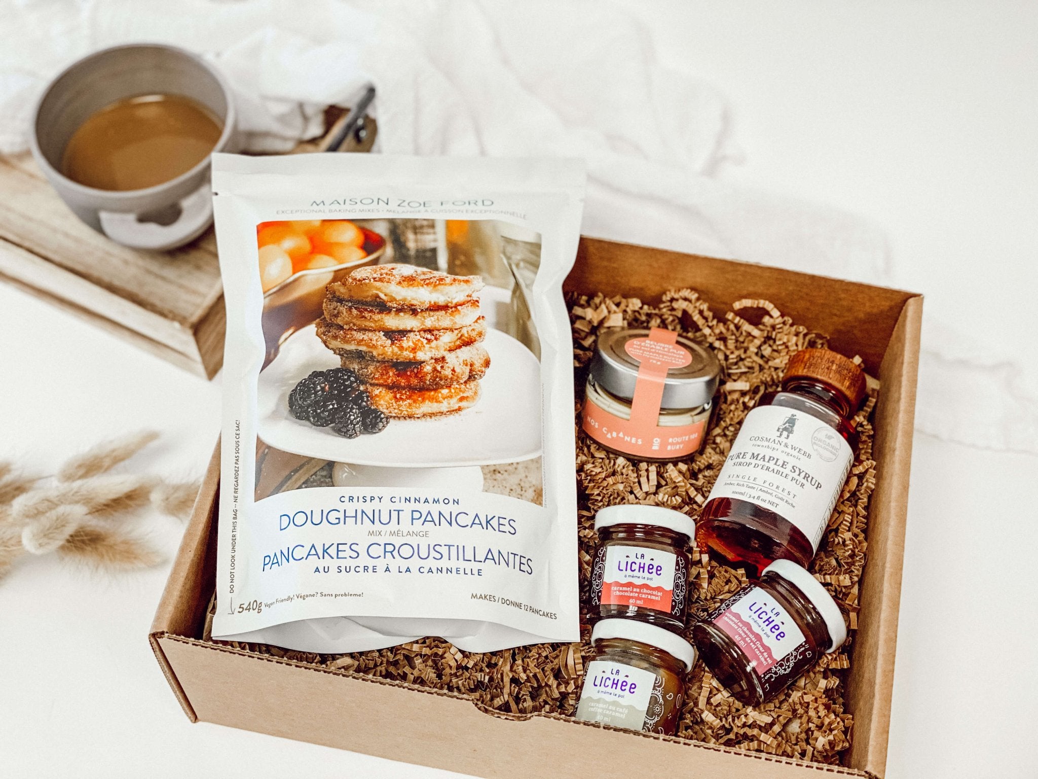 boite cadeau petit-déjeuner au lit produits québécois locaux